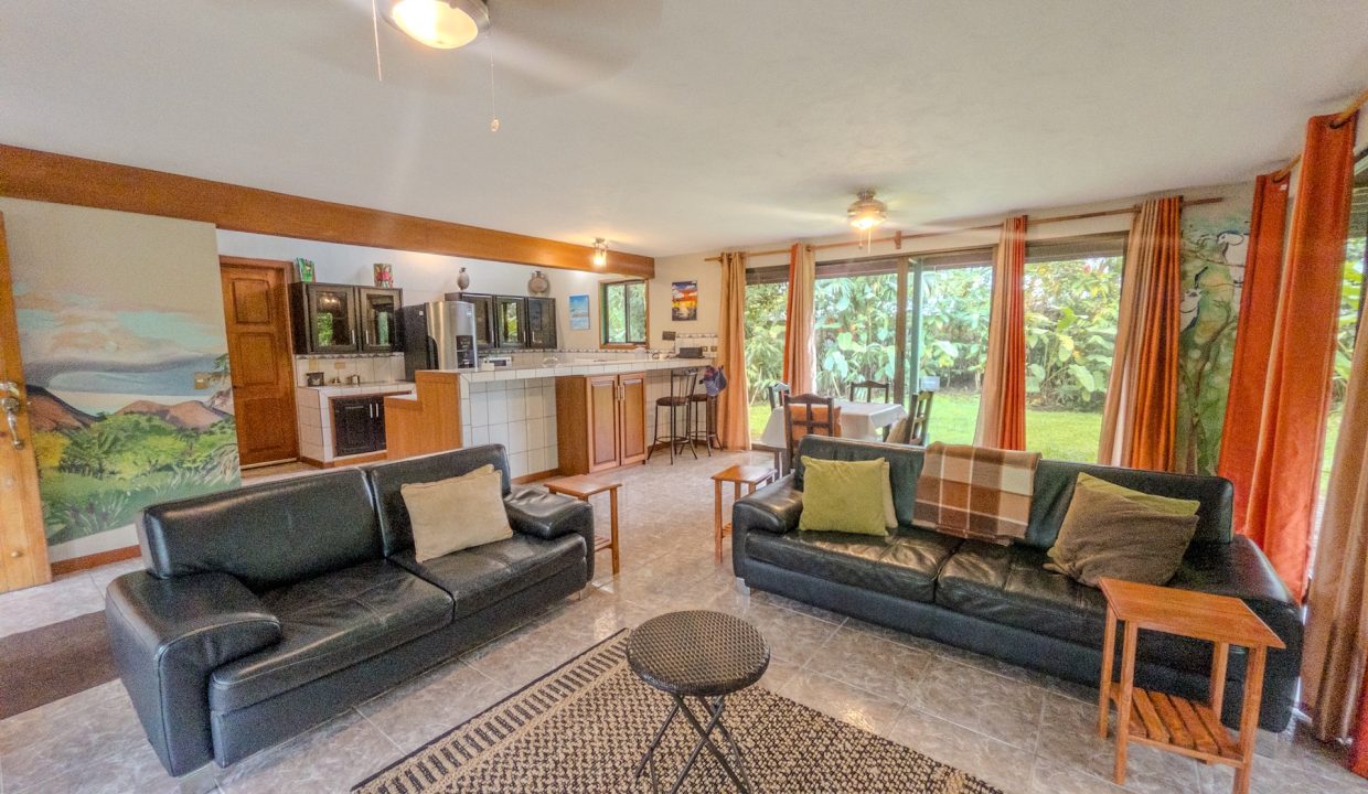 Mel's houser for sale in El Castillo, Arenal, Costa Rica15