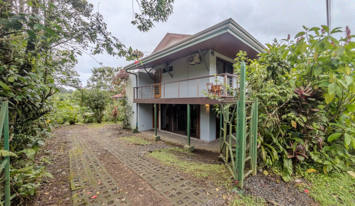 Mel's houser for sale in El Castillo, Arenal, Costa Rica5